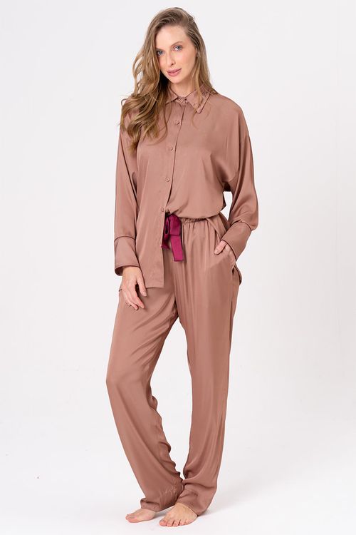 PIJAMA FEMININO AMERICANO COM APLICAÇÃO - SERENA
